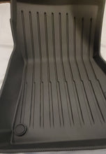 Load image into Gallery viewer, VW ID.4 : Premium 3 Pcs Floor Mats